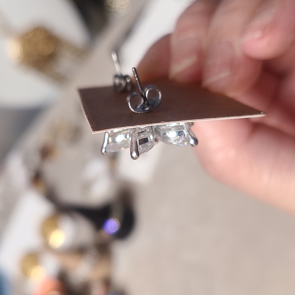 Vintage Silver Floral Earrings with Teardrop Stones - Picture 8 of 16